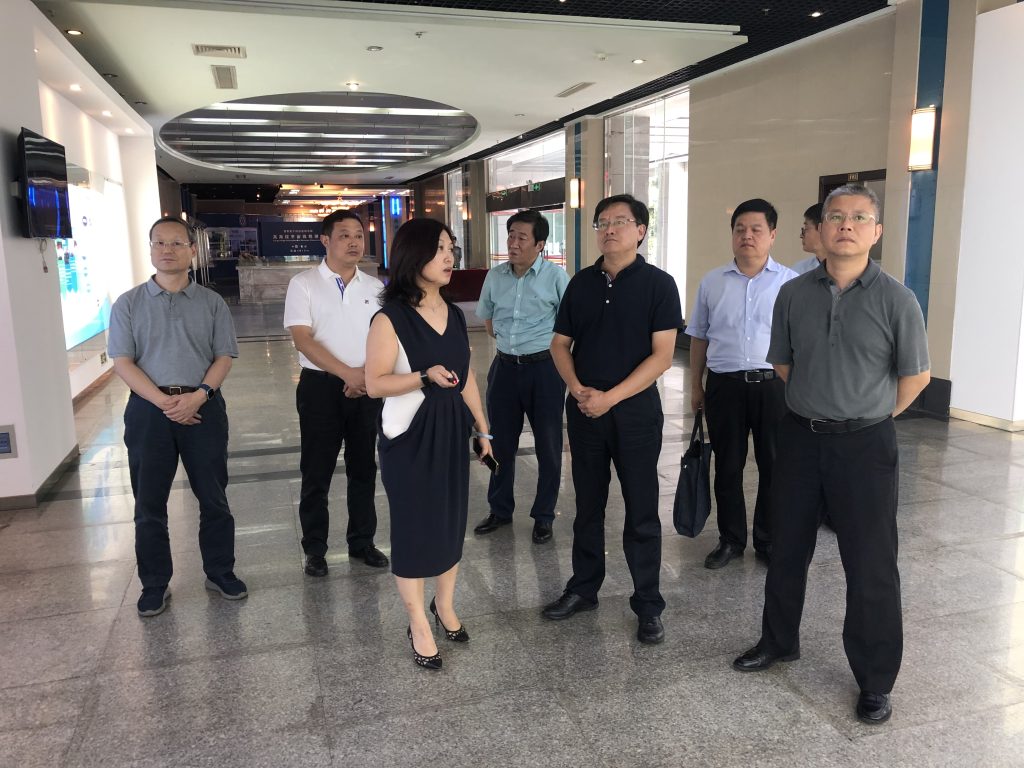 滕州市委书记刘文强一行到公司考察交流 滕州市委书记刘文强一行到公司考察交流