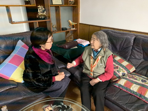 公司领导慰问离退休老同志 公司领导慰问离退休老同志