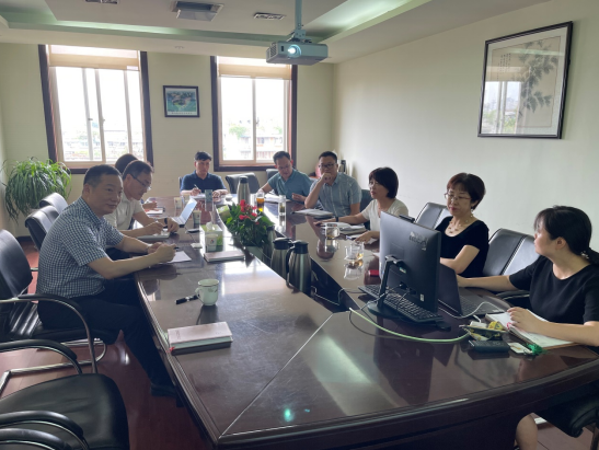 联泓集团董事长郑月明一行到公司考察交流